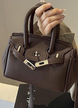 Сумочка жіноча у стилі відомого бренду