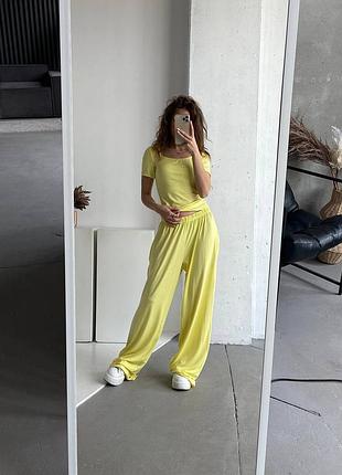 Жіночий костюм з віскози 42–46 (туреччина)