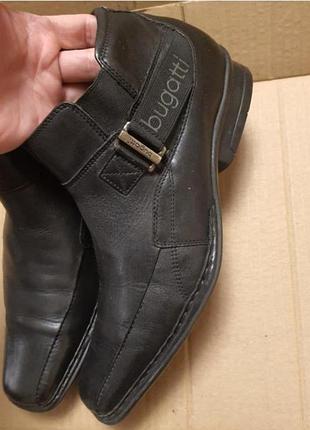 Bugatti германия кожаные утепленные брендовые ботинки.  качественная мягкая натуральная кожа.