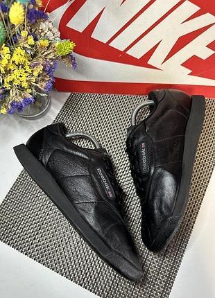 Оригінальні кросівки reebok шкіра