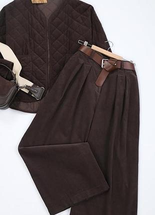 Костюм брючний з мікровельвету