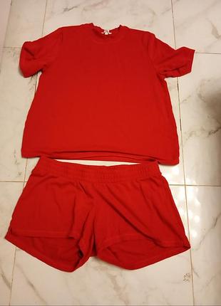 Костюм для вагітних.