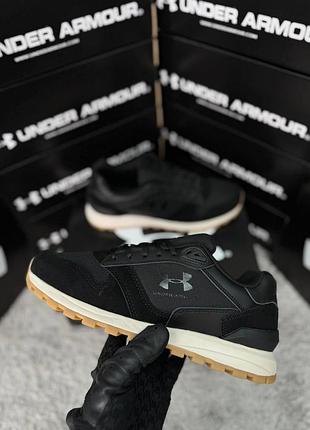 Мужские кроссовки under armour essential runner black beige