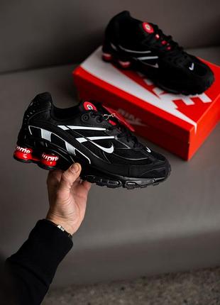 Взуття кросівки