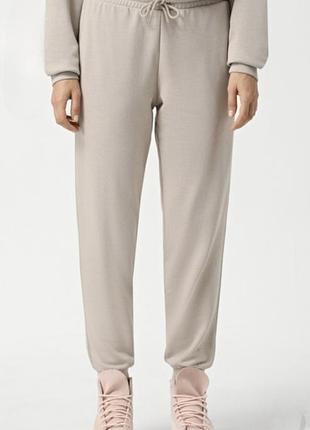 Спортивные штаны