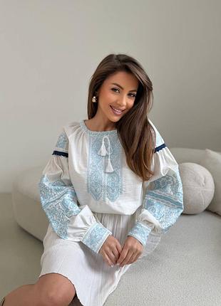 Вышиванка женская голубая вышивка