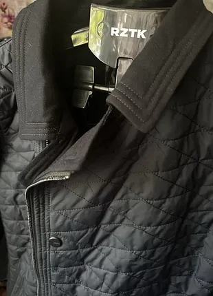 Чоловіча куртка