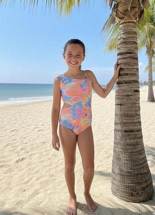 Яскравий асиметричний купальник 9-10р