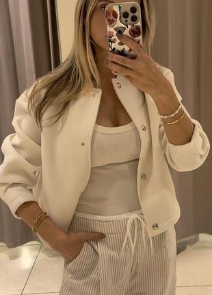 Куртка-бомбер soft із золотистими ґудзиками zara 🔥🔥🔥