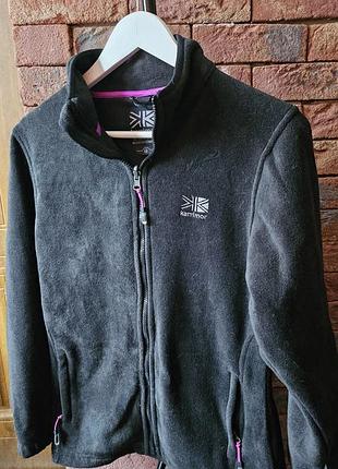 Спортивная курточка,женщина!