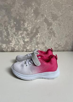 Кросівки весна/літо 27