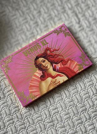 Культові палетки lime crime