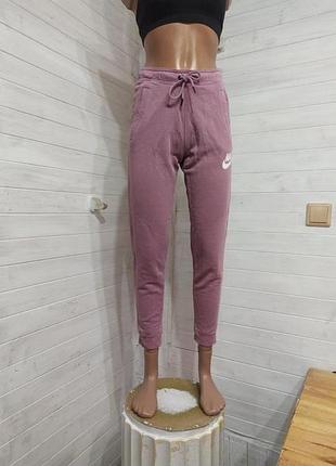 Спортивные штаны nike xs