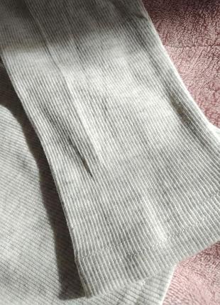 Кофтинка у рубчик підкреслює груди s-m 2