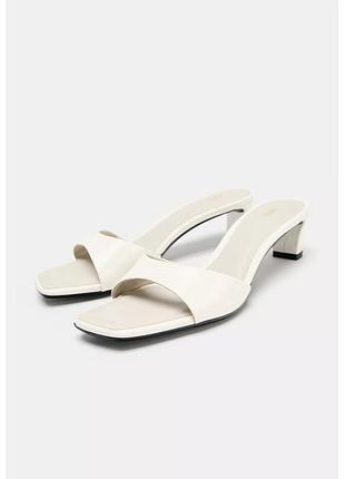 Мюлі шльопанці zara