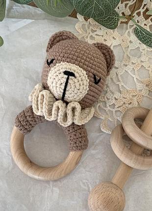 Набір ведмедик вʼязаний і брязкальце