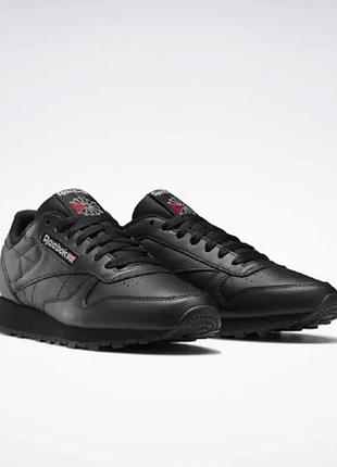 Жіночі шкіряні кросівки reebok 36.5  розмір