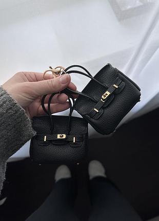 Стильний чорний брелок у формі культової сумки hermès birkin