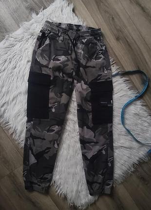 Круті джинси/ джогери в новому стані 🔥 на зріст 134-140 см