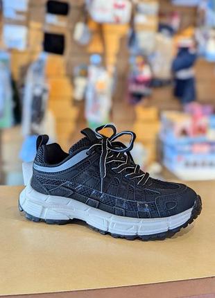 Стильні кросівки для дівчинки чорні сітка 32-37 детские кроссовки для девочки деми jong golf 3121308