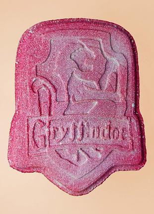 Бомбочка для ванны "гриффиндор" факультеты хогвартс, гарри поттер, аромат апельсиновый шоко-мус 160 г