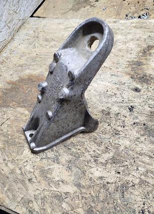 Кронштейн двигателя ауди 431199307j audi 100 c3