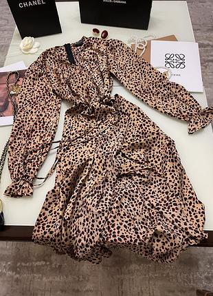 Сукня довга