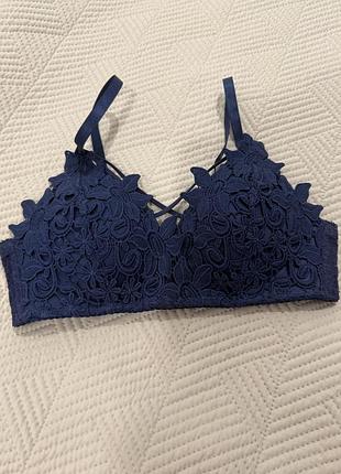 Ліф з мереживом