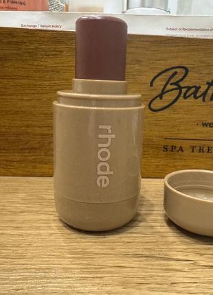 Румʼяна rhode, toasted teddy, б/у