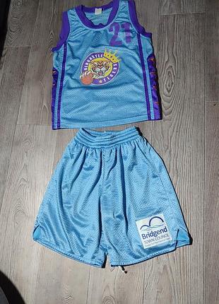 Баскетбольна форма 9-10