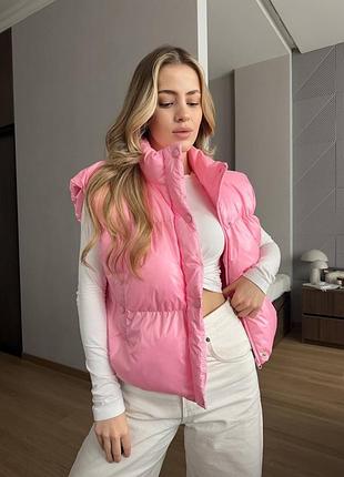 Женский демисезонный жилет утепленный