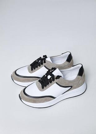 Женские кроссовки из натуральной кожи и замши