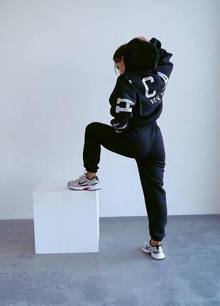 Костюм спортивний