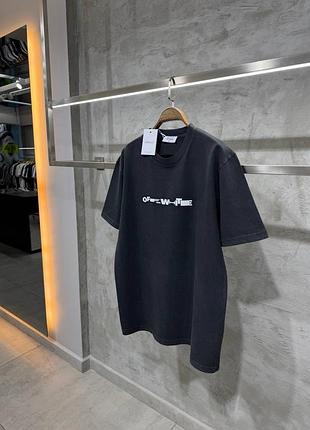 Чоловіча футболка off-white