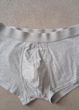 Чоловічі боксери.