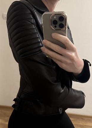 Шкіряна куртка