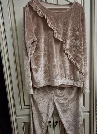 Костюм велюровий костюм