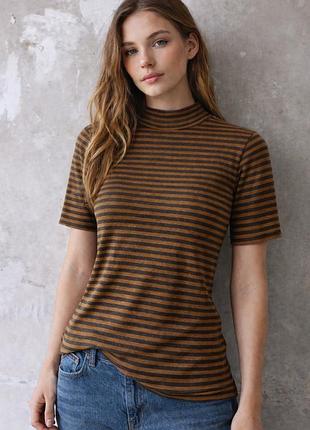 Жіноча футболка преміум-бренду g-star raw з колекції xinva slim funnel t wmn — стильний та комфортний топ у смужку