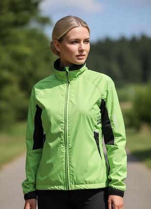 Легка спортивна куртка / вітровка alpune pro