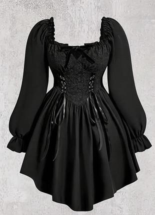 Сукня чорна а готичному стилі