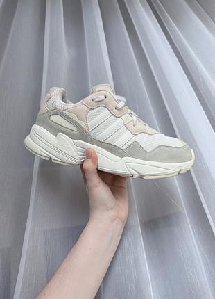 Кросівки жіночі adidas yung 96