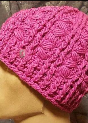 Шапка scott, на підкладці, дуже тепла, велика, об'ємна, добре утеплена оригінал