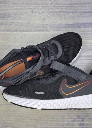 Кроссовки nike revolution 5
