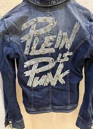 Костюм жіночий philip plein. оригінал!!костюм новий, не носився. всі каміння на місці. якісний джинсовий піджак+джинси.