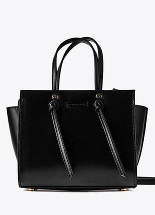 Черная сумка mini city bag от бренда zara
