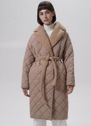 Стьобане зимове пальто a lingerie бежевого кольору m-l