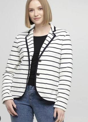 Женский пиджак