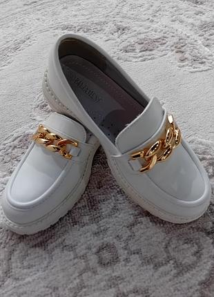 Лоферы для девочки