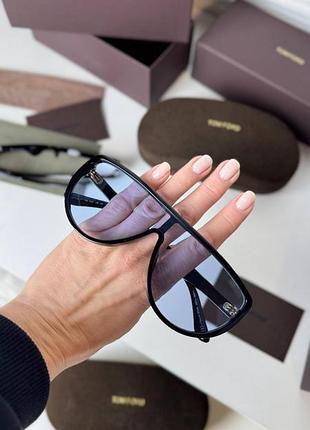 Очки солнцезащитные авиатор