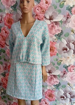 Костюм м размера